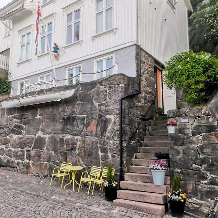 Charm Inn Arendal - City Center ภายนอก รูปภาพ