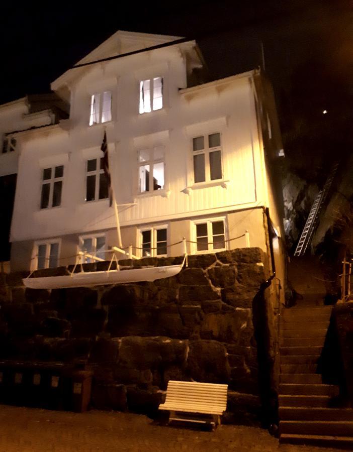 Charm Inn Arendal - City Center ภายนอก รูปภาพ